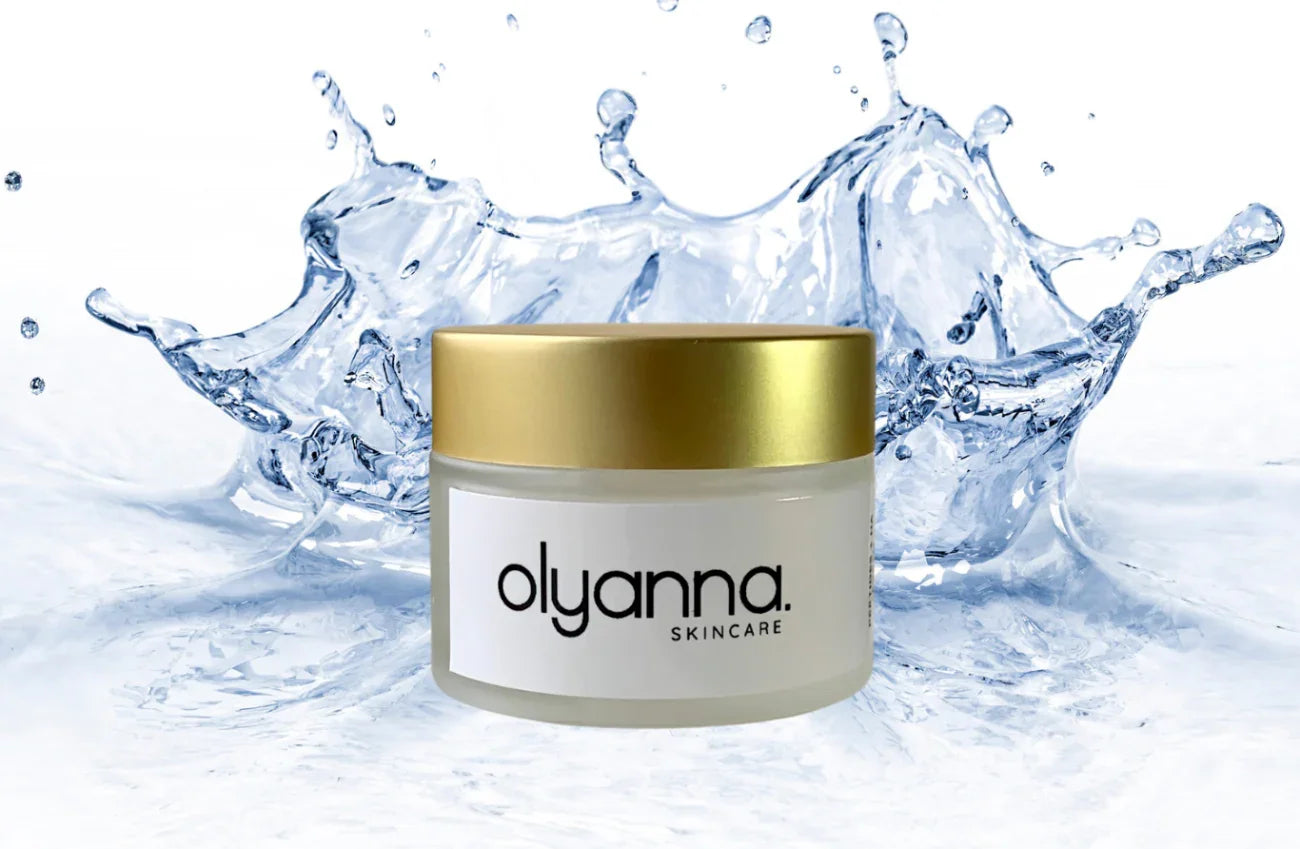 Olyanna skincare jar with water splash background